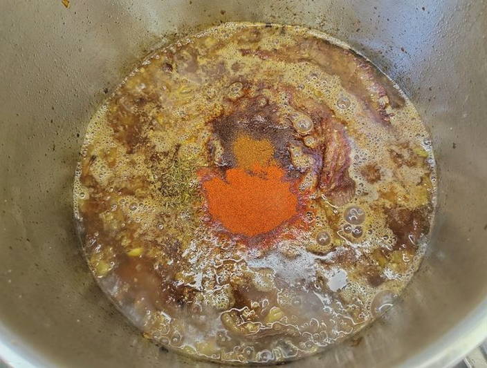 Салат с рваной говядиной