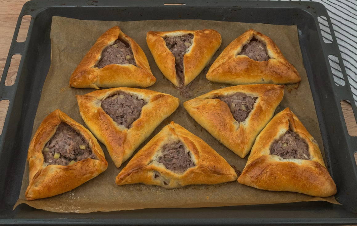Классический эчпочмак по-татарски с мясом и картошкой в духовке