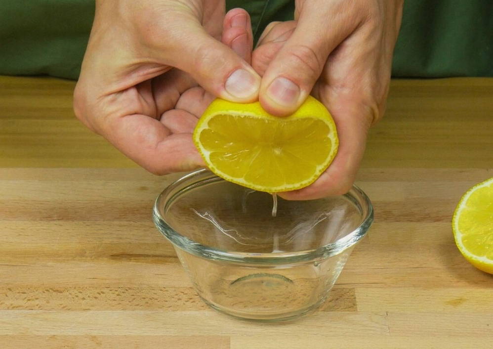 Креветки в сметане на сковороде