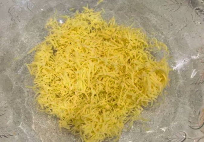 Салат с киноа, авокадо и курицей Салат с киноа, авокадо и курицей