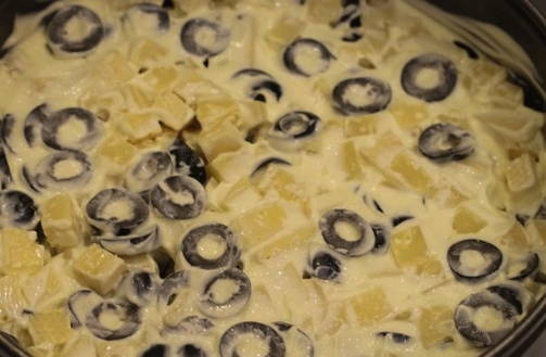 Салат с индейкой и ананасами Салат с индейкой и ананасами