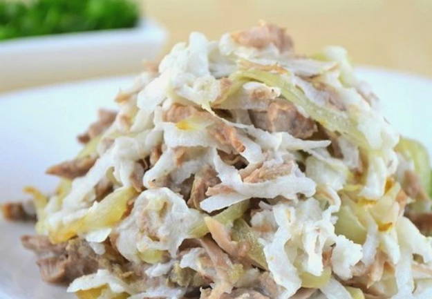 Салат с дайконом и говядиной