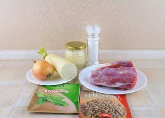 Салат с дайконом и говядиной