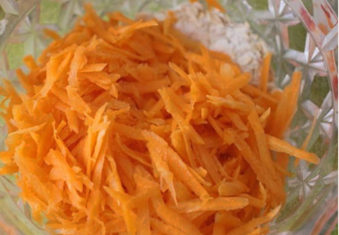 Морковная запеканка из сырой моркови в духовке