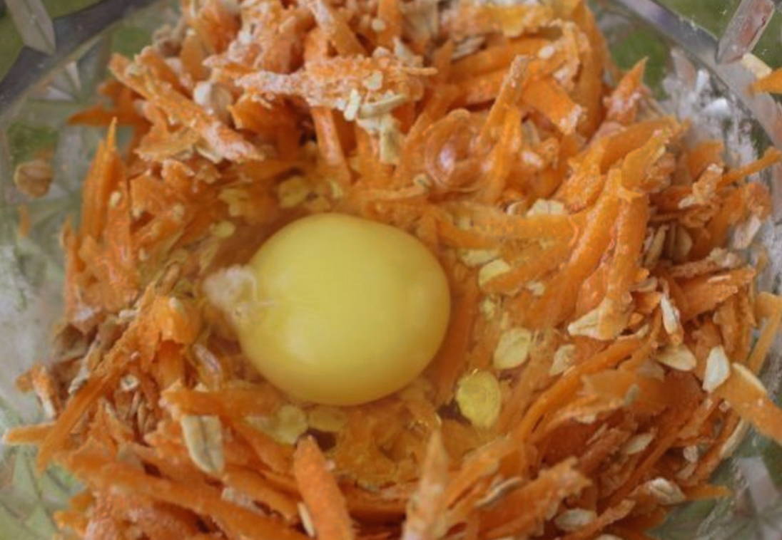 Морковная запеканка из сырой моркови в духовке