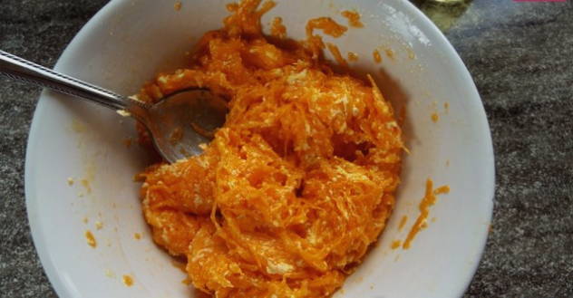 Морковная запеканка с манкой в духовке