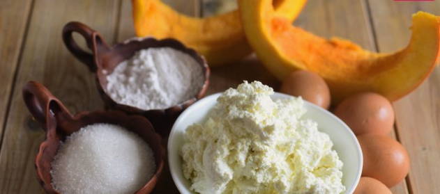 Запеканка «Зебра» из творога и тыквы