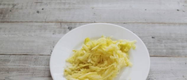 Запеканка из тыквы с манкой и яблоками в духовке