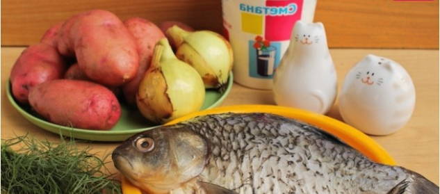 Карась с картошкой в духовке